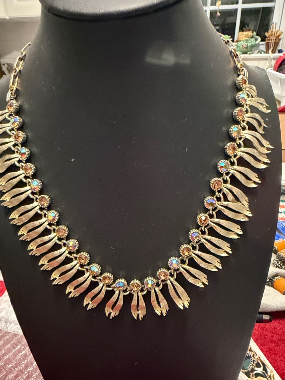 Unsigned Vintage Lisner Gold Aurora Crystal Fringe Necklace excellent condition